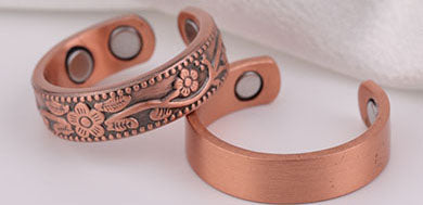Find the best magnetic bracelet for you in 2023 with our guide and product reviews