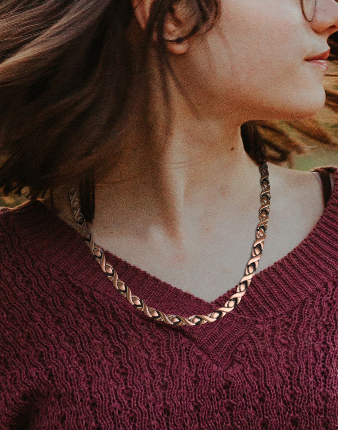 women magnetic necklaces